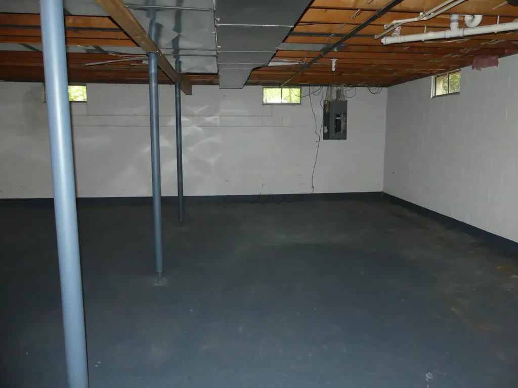 2157 Deerwood Drive Muskegon Charter Township MI 49457