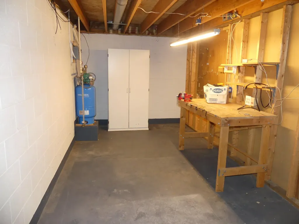 2157 Deerwood Drive Muskegon Charter Township MI 49457
