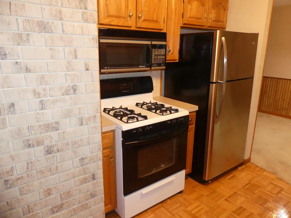 2157 Deerwood Drive Muskegon Charter Township MI 49457
