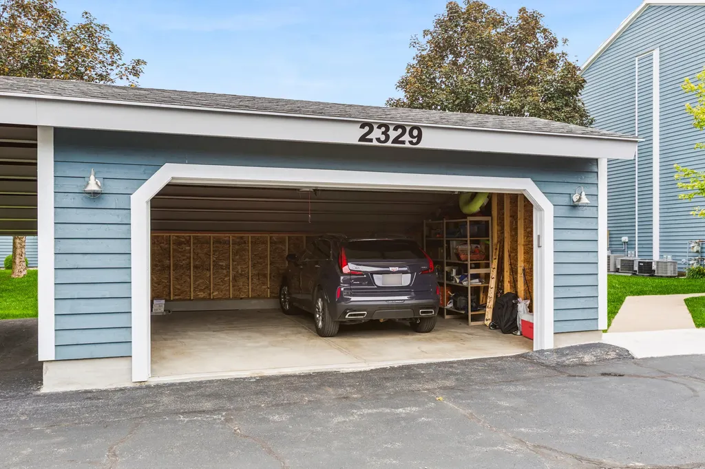 2329 S Pointe Way St. Joseph Charter Township MI 49085