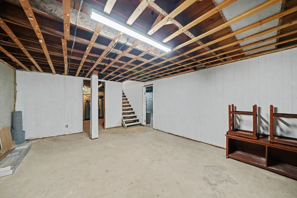 66345 95th Avenue Keeler Township MI 49047