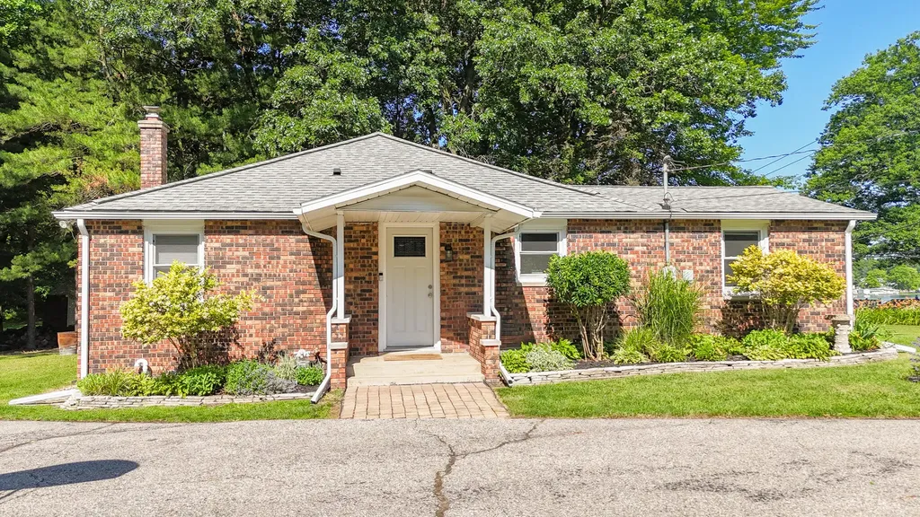 66345 95th Avenue Keeler Township MI 49047