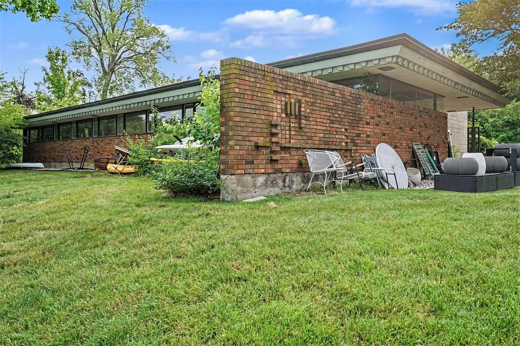 401 Klock Road Benton Harbor City MI 49022