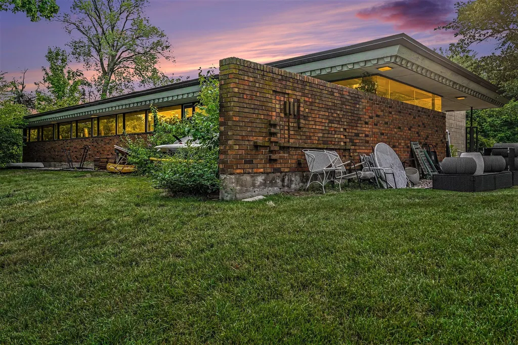 401 Klock Road Benton Harbor City MI 49022