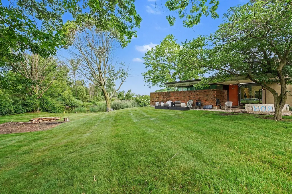 401 Klock Road Benton Harbor City MI 49022