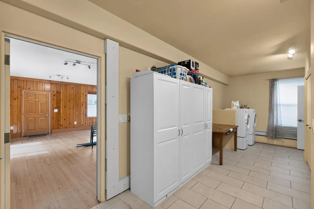 21129 Shore Acres Road Penn Township MI 49031