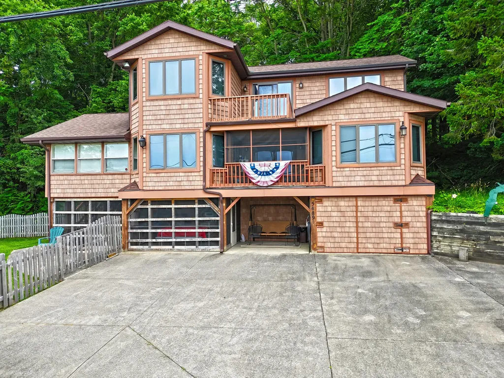 54891 Indian Lake Road Silver Creek Township MI 49047
