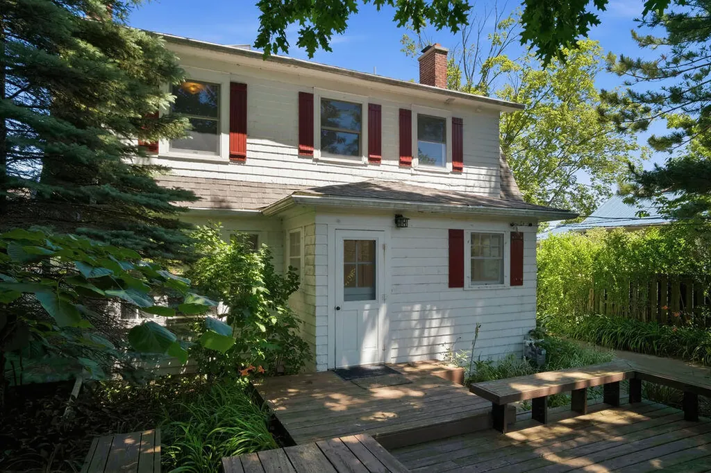 78 Van Buren Street South Haven City MI 49090