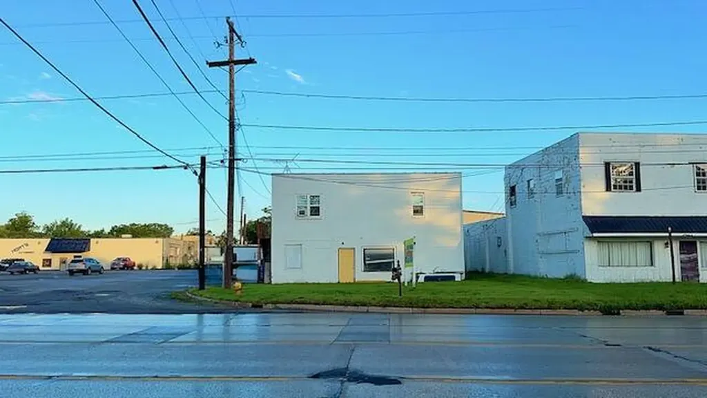 1290 M-139 Benton Charter Township MI 49022