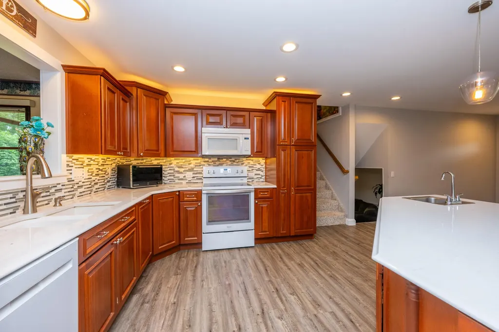5985 Echo Ridge Lincoln Charter Township MI 49127