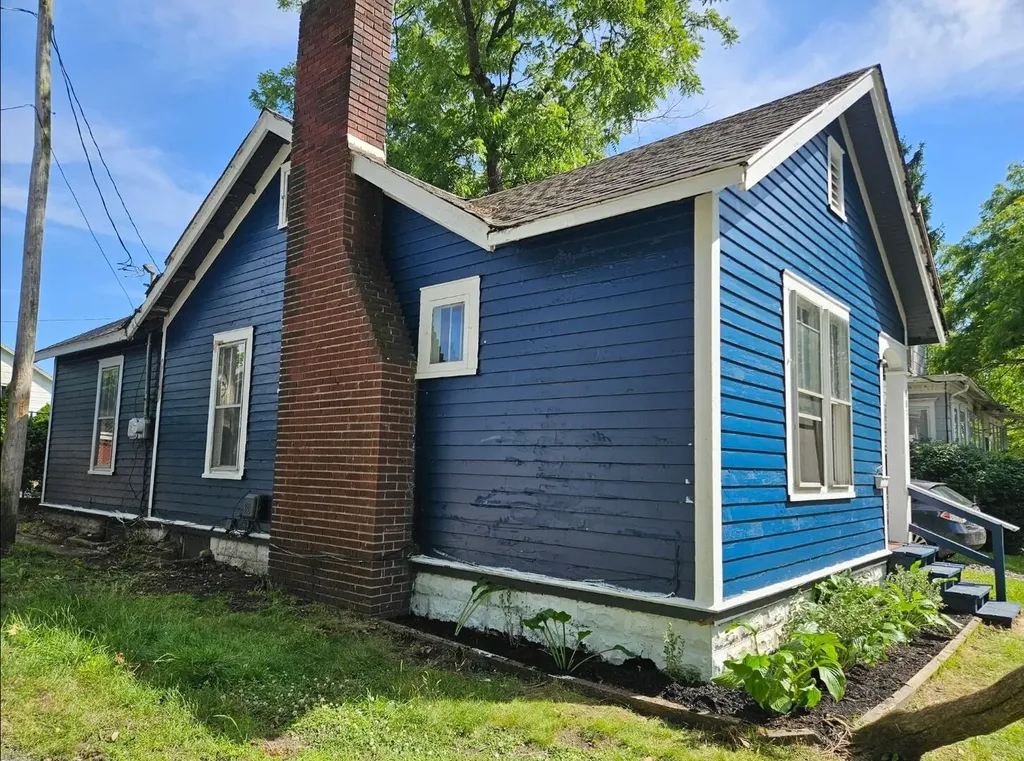 403 Pennsylvania Avenue Dowagiac City MI 49047