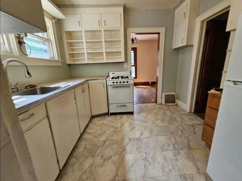 403 Pennsylvania Avenue Dowagiac City MI 49047