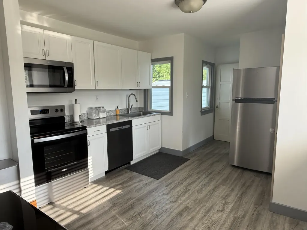 39444 6th Avenue Bloomingdale Township MI 49026