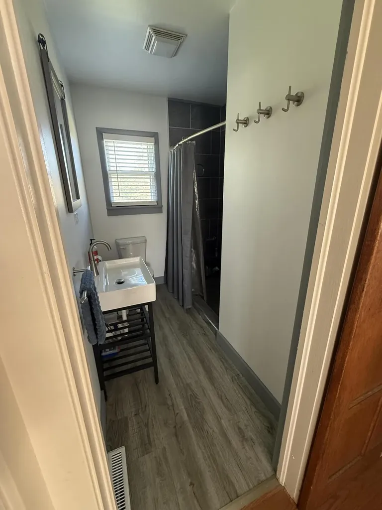 39444 6th Avenue Bloomingdale Township MI 49026