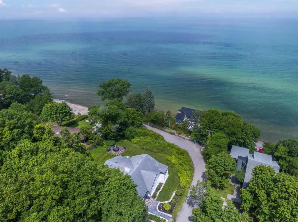 19300 Highland Drive New Buffalo Township MI 49117