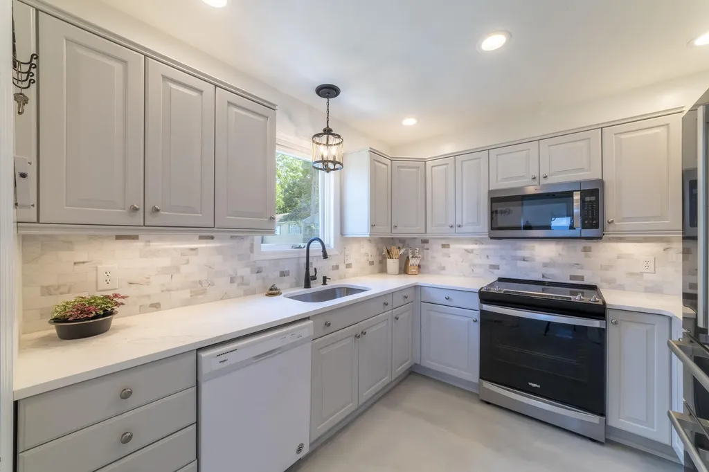 19300 Highland Drive New Buffalo Township MI 49117