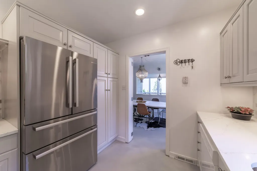 19300 Highland Drive New Buffalo Township MI 49117