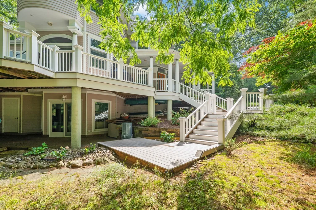 3003 Dunes Valley Path Lincoln Charter Township MI 49127