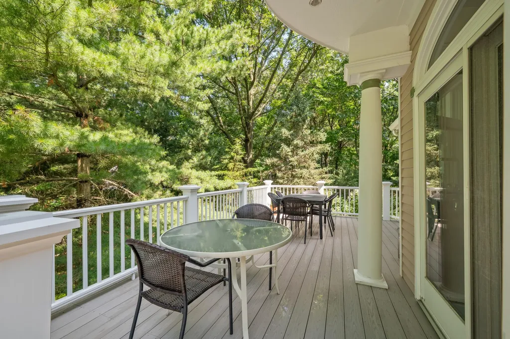 3003 Dunes Valley Path Lincoln Charter Township MI 49127