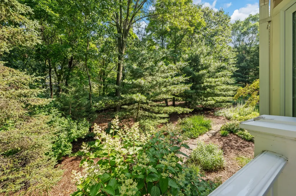 3003 Dunes Valley Path Lincoln Charter Township MI 49127