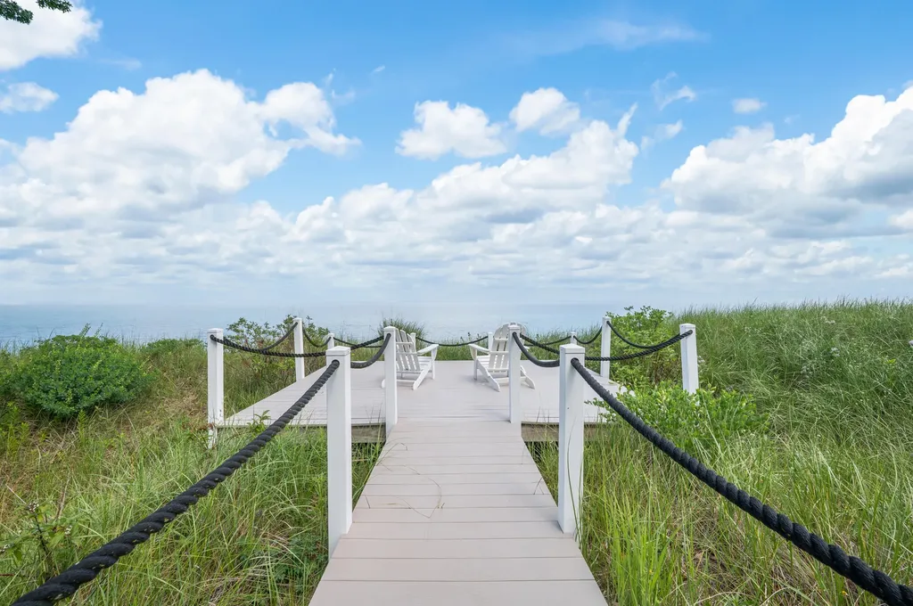 3003 Dunes Valley Path Lincoln Charter Township MI 49127