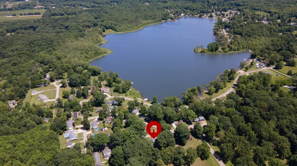 6834 Cherry Street Coloma Charter Township MI 49038