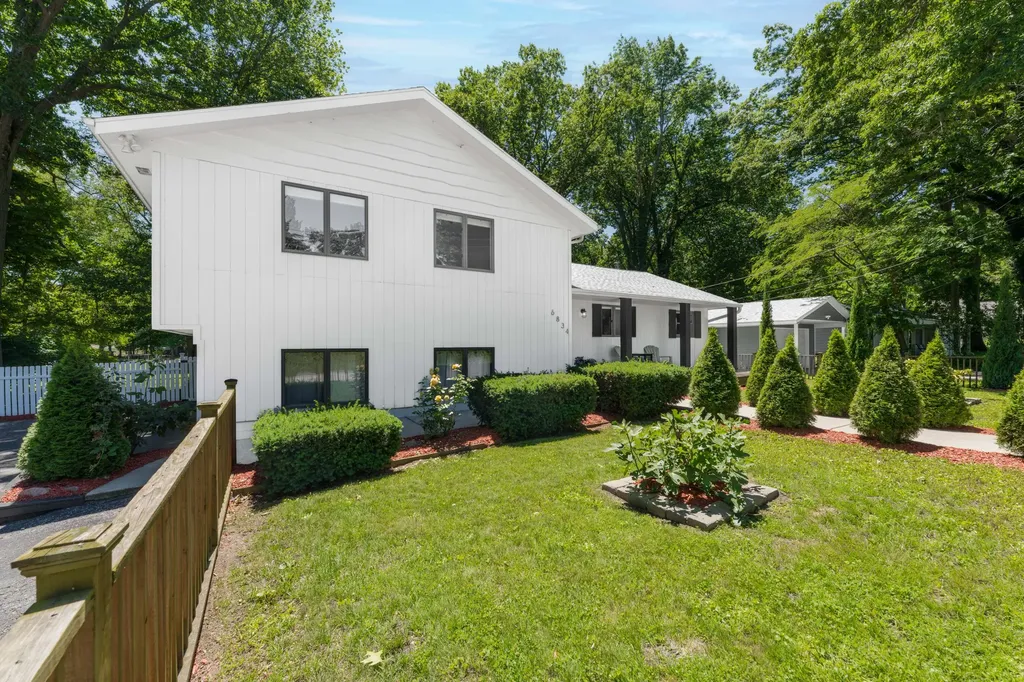 6834 Cherry Street Coloma Charter Township MI 49038