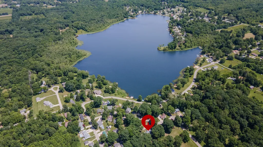 6834 Cherry Street Coloma Charter Township MI 49038