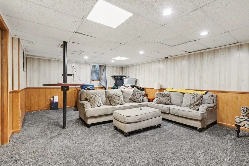 4448 E River Road Buchanan Township MI 49107