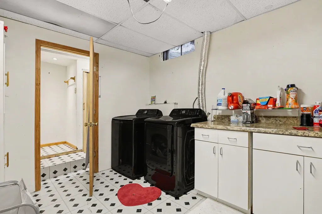 4448 E River Road Buchanan Township MI 49107
