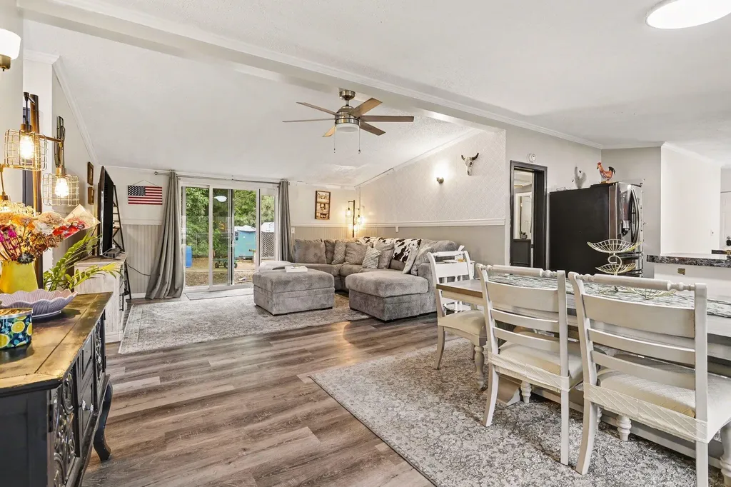 4448 E River Road Buchanan Township MI 49107
