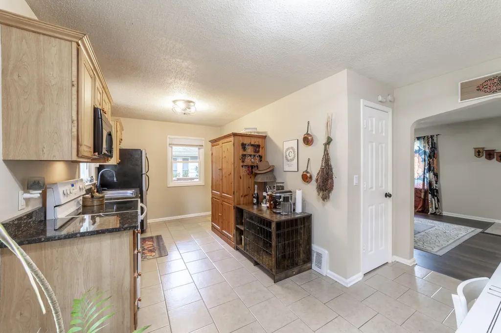 1148 Lavette Avenue Benton Harbor City MI 49022