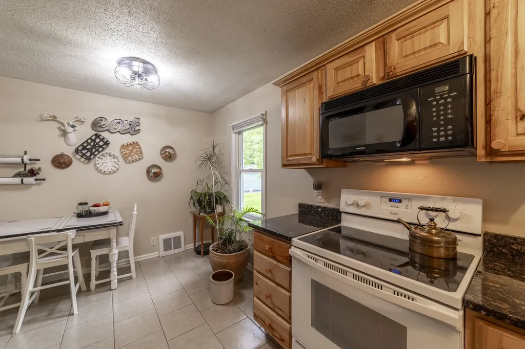 1148 Lavette Avenue Benton Harbor City MI 49022
