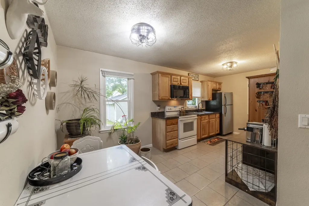 1148 Lavette Avenue Benton Harbor City MI 49022
