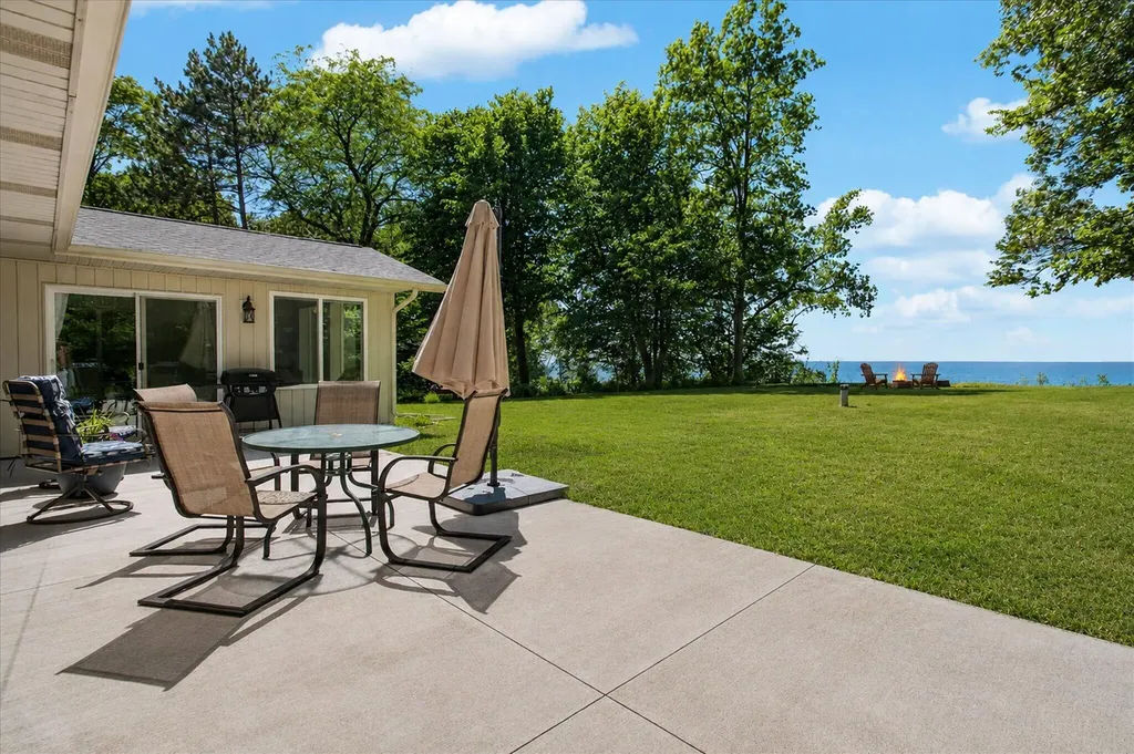5190 Pier Road Hagar Township MI 49038