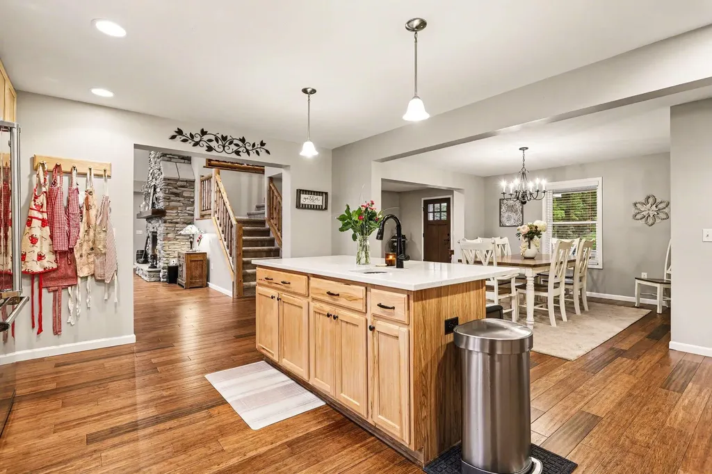 50790 Pleasant Street Silver Creek Township MI 49047