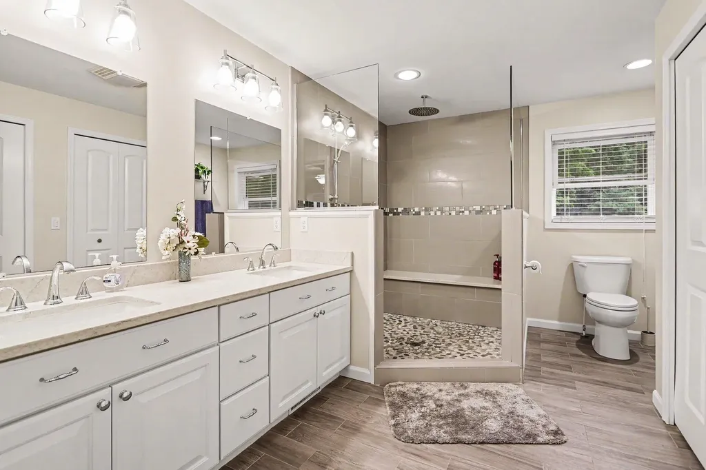 50790 Pleasant Street Silver Creek Township MI 49047