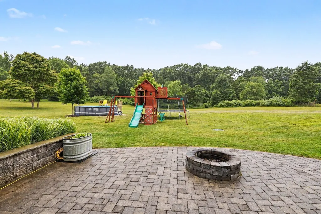 50790 Pleasant Street Silver Creek Township MI 49047