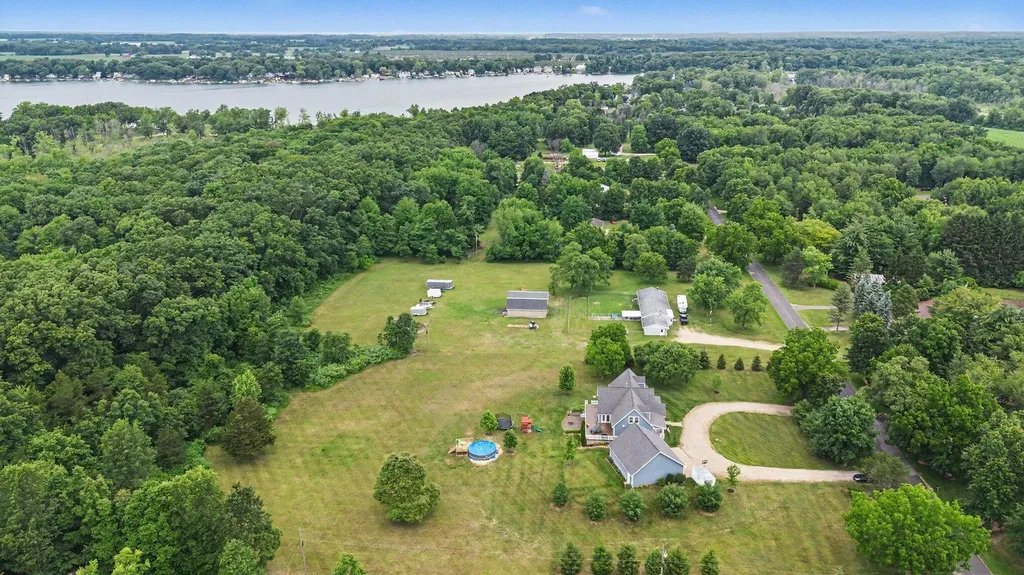 50790 Pleasant Street Silver Creek Township MI 49047