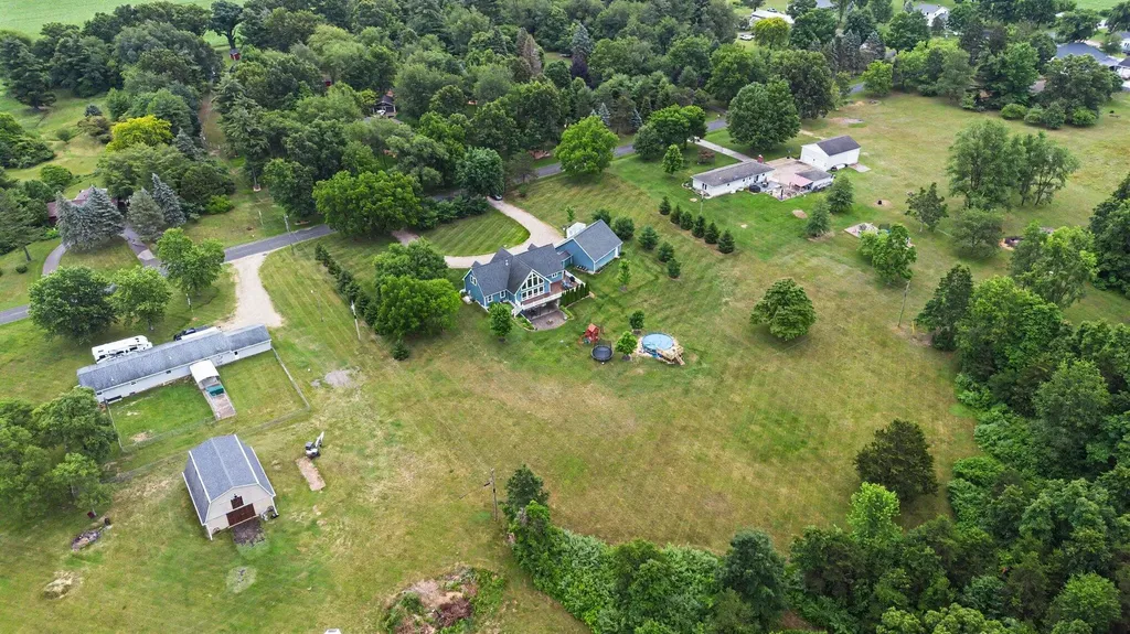 50790 Pleasant Street Silver Creek Township MI 49047