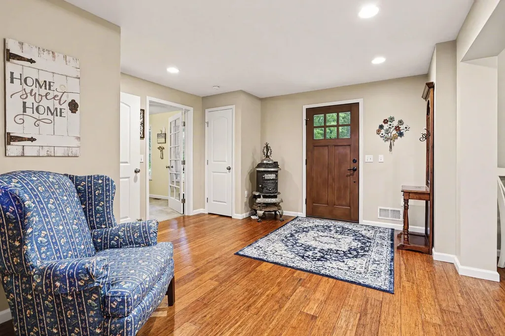 50790 Pleasant Street Silver Creek Township MI 49047