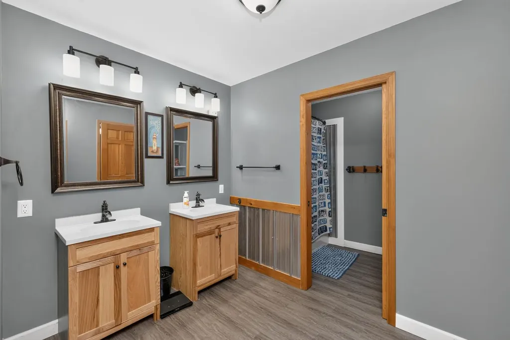 68388 Dailey Road Ontwa Township MI 49112