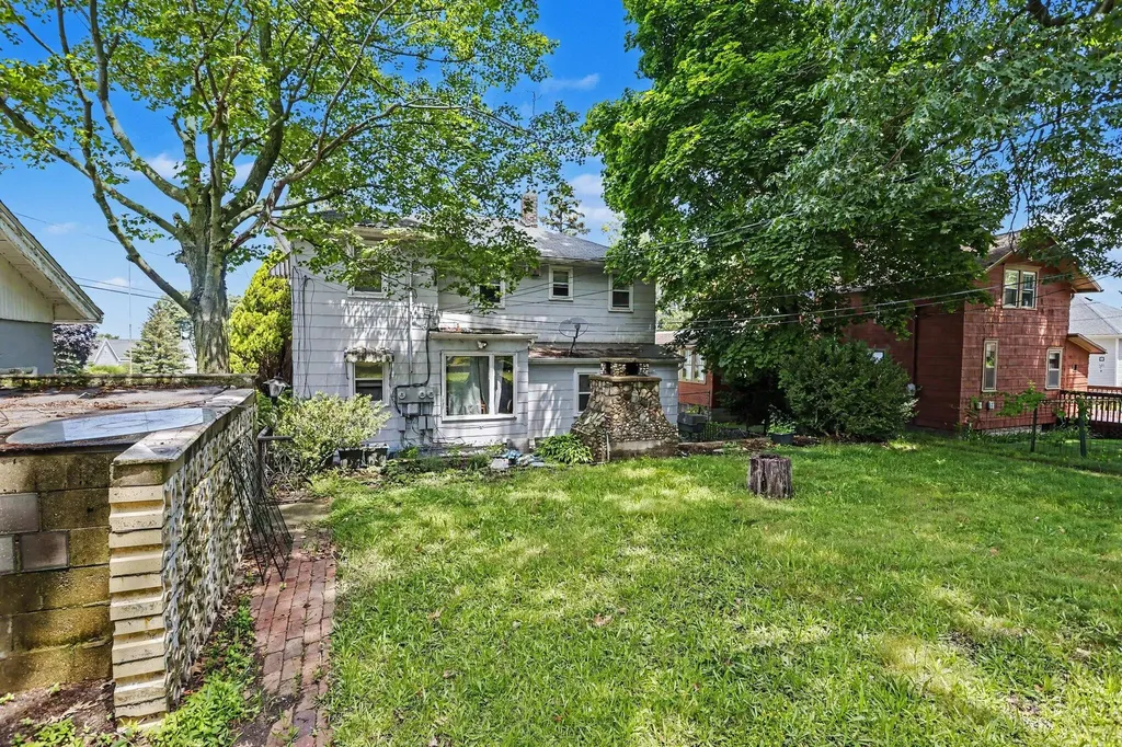 400 La Salle Avenue St. Joseph City MI 49085