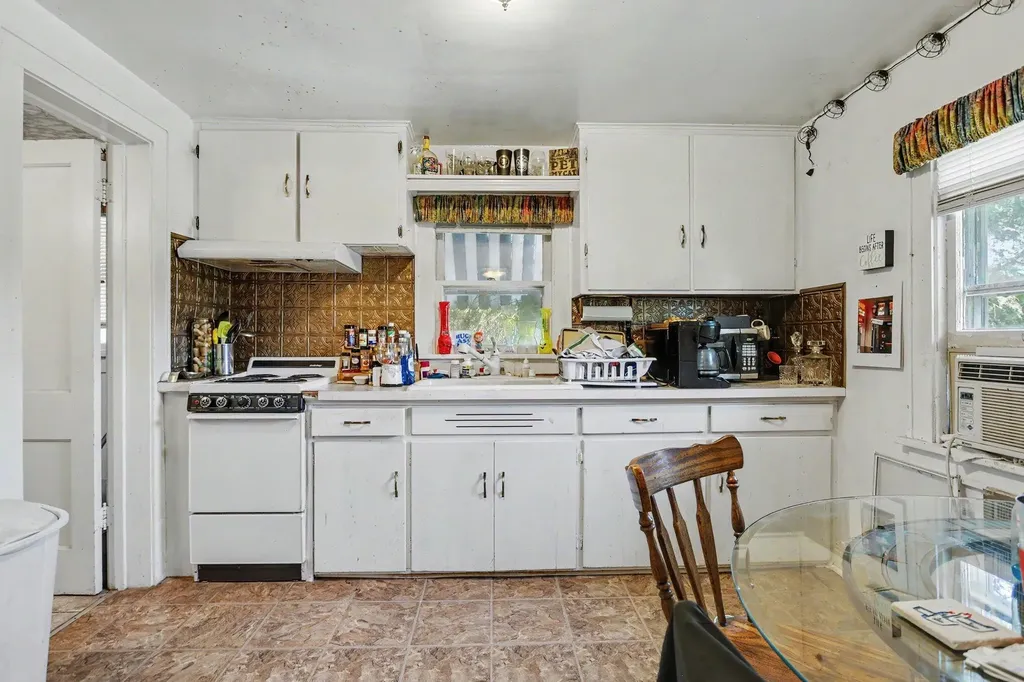 400 La Salle Avenue St. Joseph City MI 49085