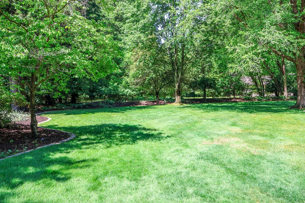 6697 Warren Woods Road Chikaming Township MI 49128