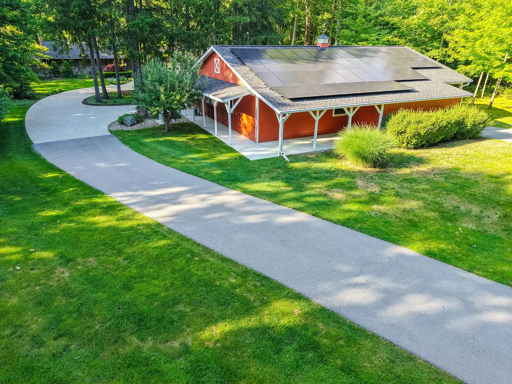 6697 Warren Woods Road Chikaming Township MI 49128