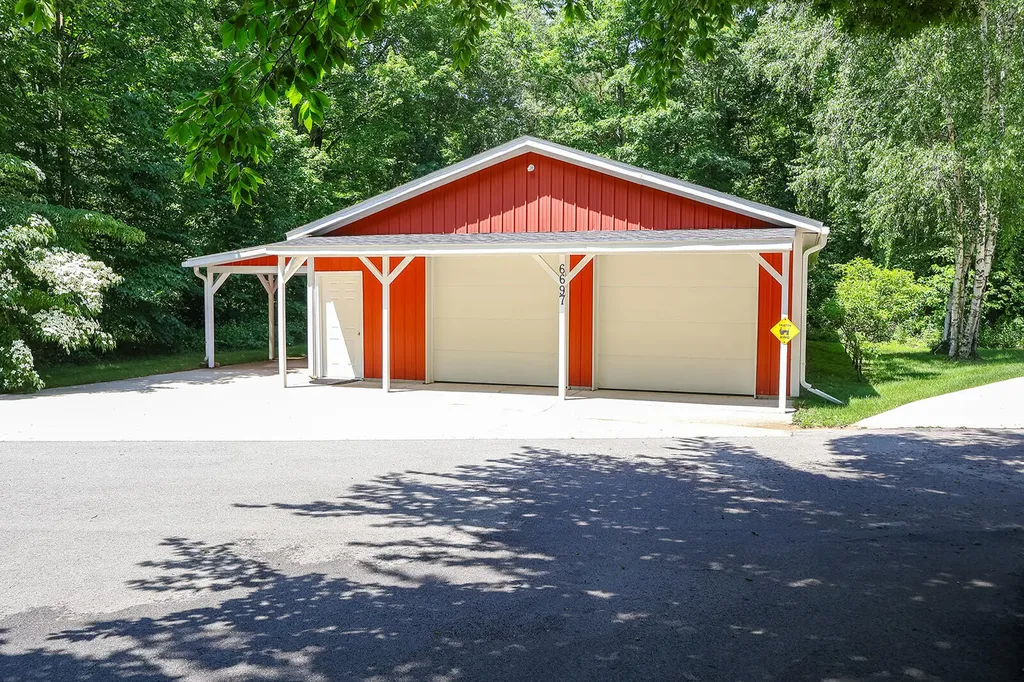 6697 Warren Woods Road Chikaming Township MI 49128