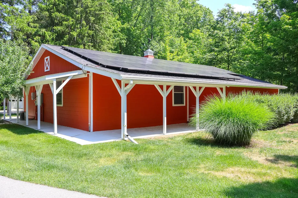 6697 Warren Woods Road Chikaming Township MI 49128