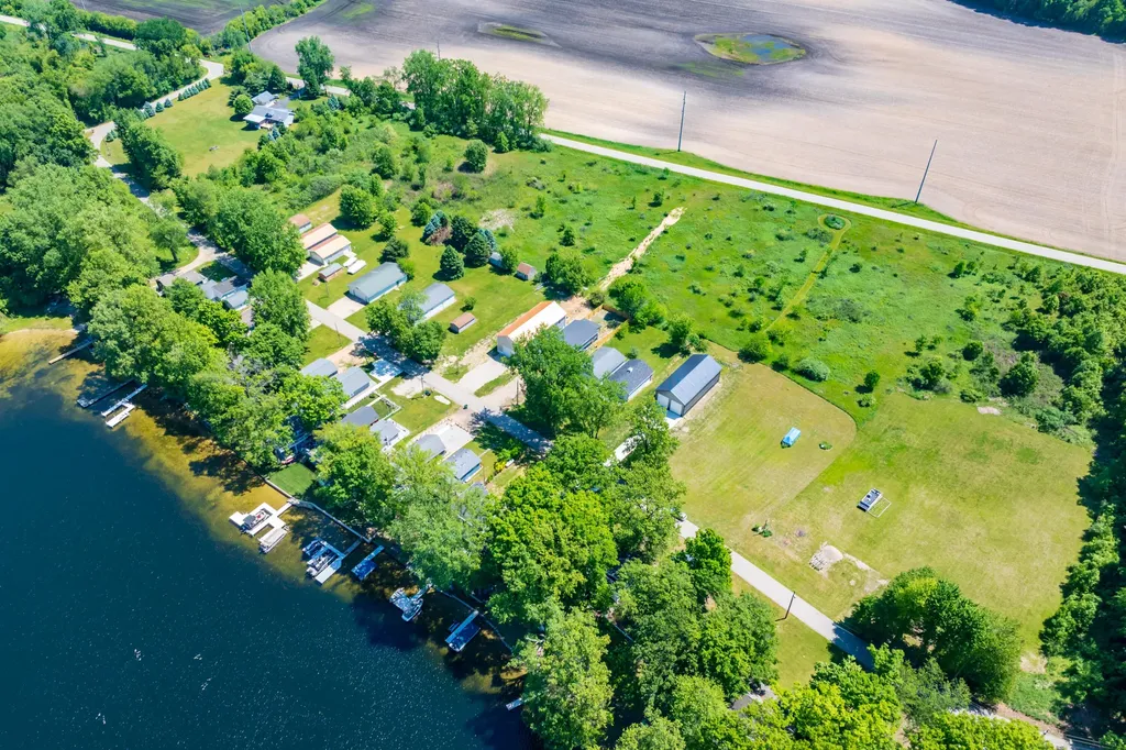 50400 Taylor Drive Marcellus Township MI 49067