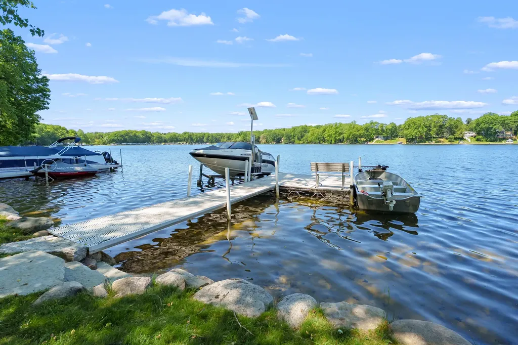 50400 Taylor Drive Marcellus Township MI 49067